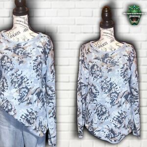 ANTHROPOLOGIE ovla soft knit abstract floral pixelated -Like pullover sweater,
